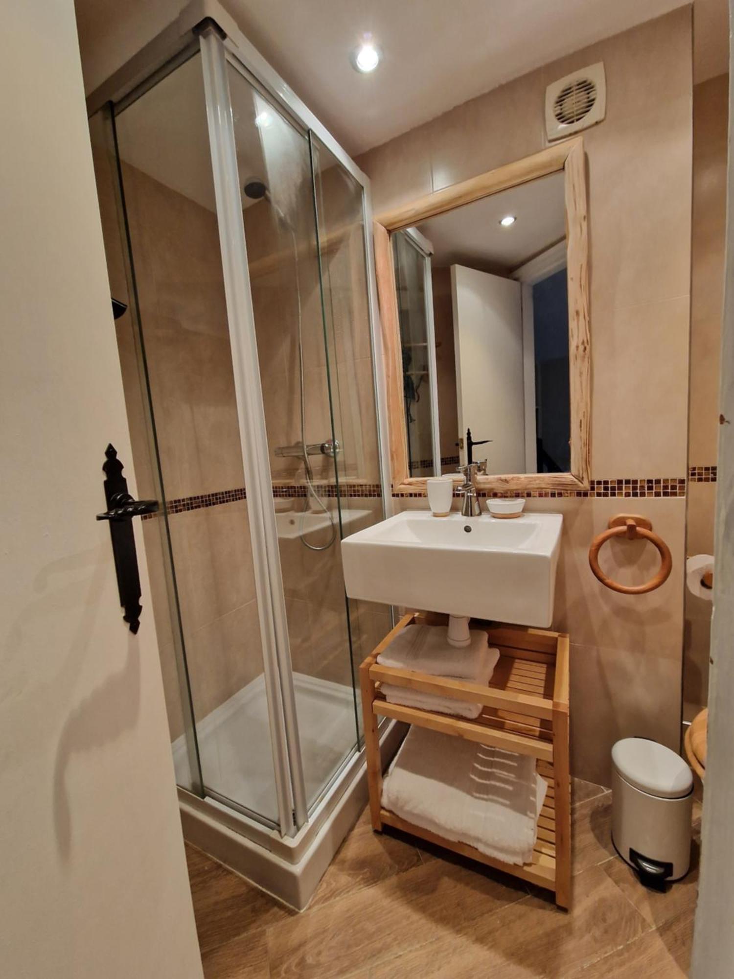 Appartamento Tuca - Cozy Duplex With Private Parking Betren - Vielha Esterno foto